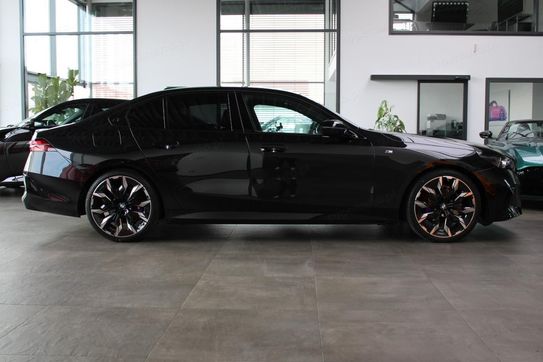 BMW Seria 5 520d xDrive M Sport