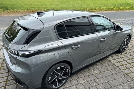 Peugeot 308 Allure e-DCS6 1.2 mHEV