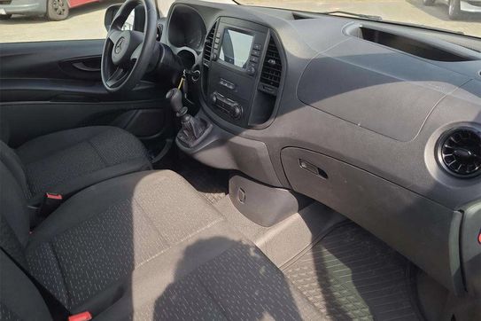 Mercedes Vito Długi