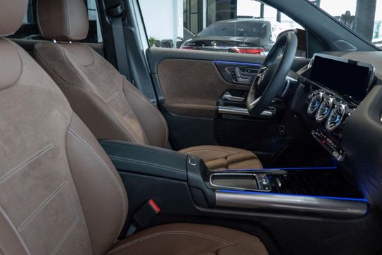 Mercedes GLA 220 4-Matic AMG Line