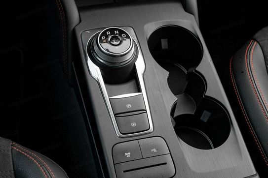 Ford Kuga 2.5 FHEV AWD ST-Line X