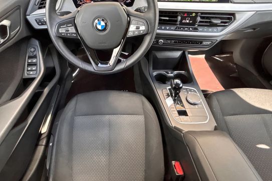 BMW Seria 1 118i Advantage aut