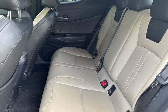 Toyota C-HR 2.0 Hybrid Executive