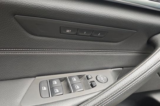 BMW Seria 5 Touring 530e xDrive Luxury Line