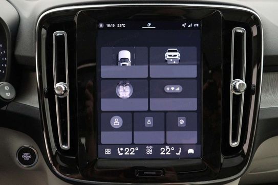 Volvo XC40 B4 Ultra Dark