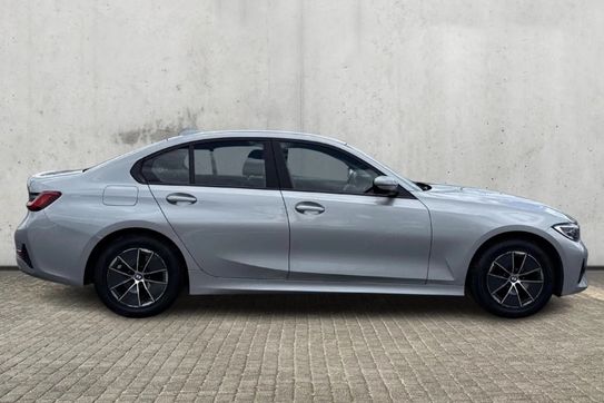 BMW Seria 3 318d