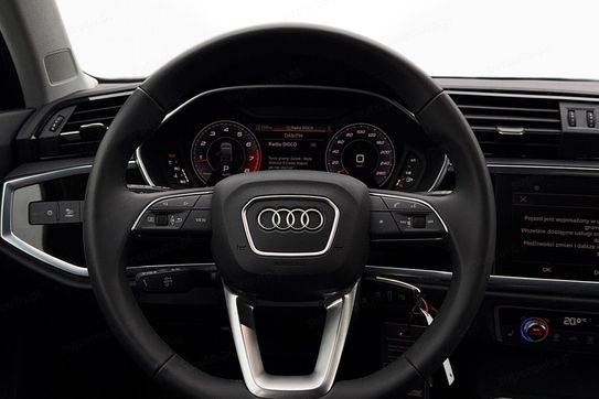 Audi Q3 35 TFSI mHEV S-Line S tronic