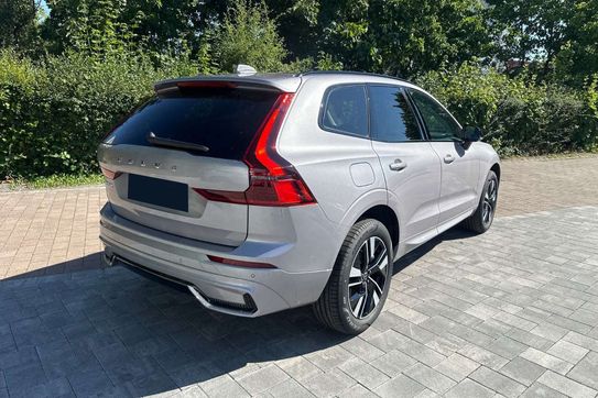 Volvo XC60 B5 AWD Plus Dark