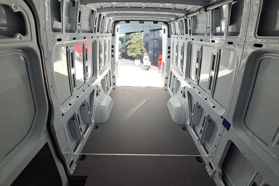 Mercedes Sprinter 317 CDI PRO Długi 9G-Tronic