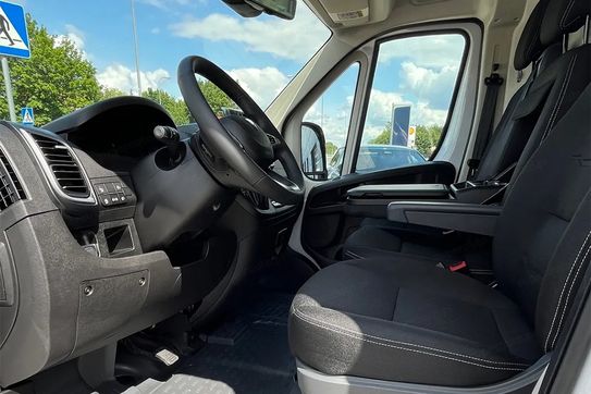 Peugeot Boxer Heavy L4H2 AT8
