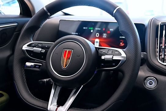 Hongqi HS3 1.5T FWD