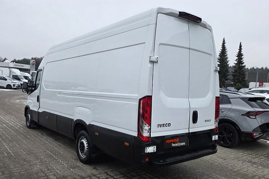 Iveco Daily 35S18A8V 16m3 L4H3 Hi-Matic