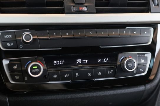 BMW Seria 3 Gran Turismo Sport Line 2.0 318d aut