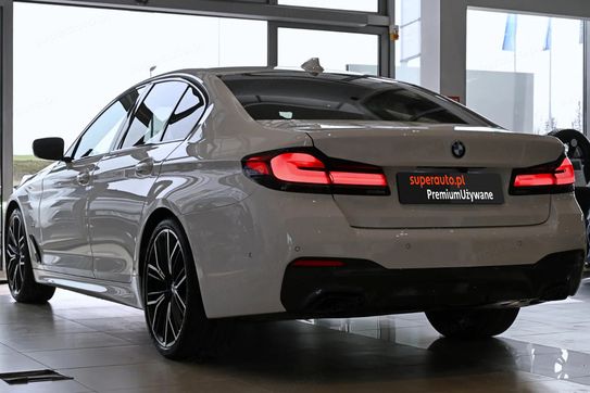 BMW Seria 5 530d xDrive M Sport