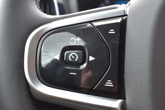 Volvo V60 B4 Plus Dark