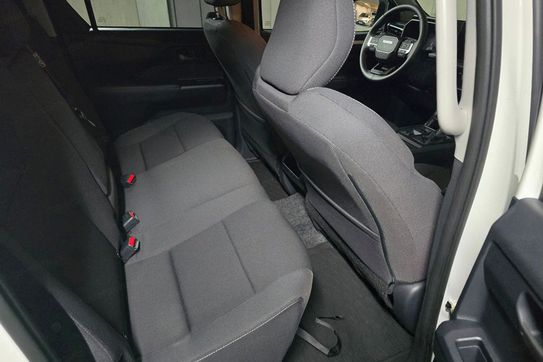 Toyota HiLux mHEV Double Cab Active 4x4 aut