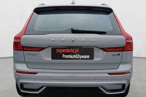 Volvo XC60 B5 B AWD Plus Dark