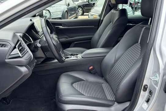 Toyota Camry 2.5 Hybrid Prestige