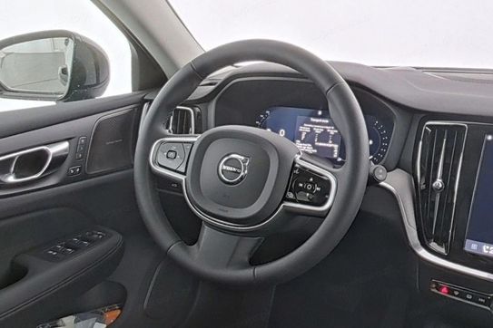 Volvo V60 B4 B Plus Dark aut