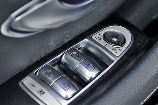 Mercedes Klasa E 300 de Avantgarde