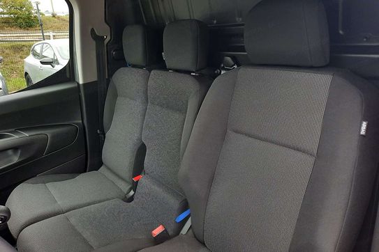 Peugeot Partner Van Long L2H1 EAT8