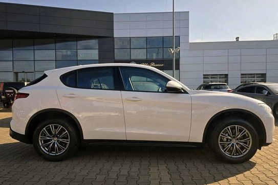 Alfa Romeo Stelvio Turbo Business Q4