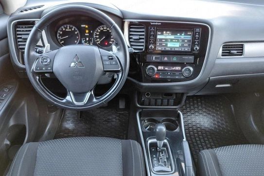 Mitsubishi Outlander 2.0 Intense + 4WD CVT