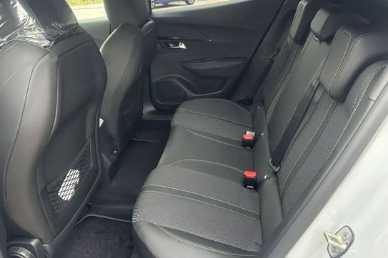 Peugeot 2008 GT e-DCS 1.2 mHEV