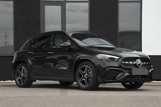 Mercedes GLA 220 4-Matic AMG Line