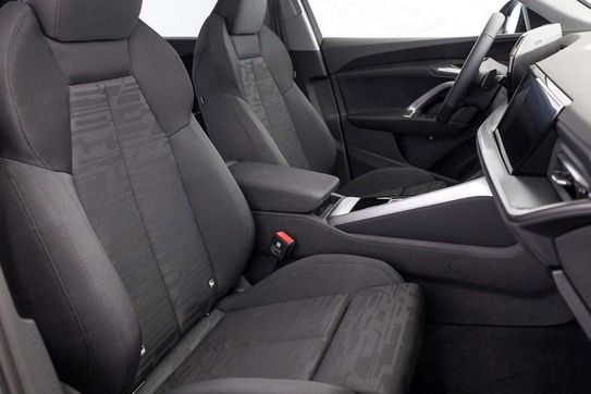 Audi Q5 TDI quattro Sportback S line