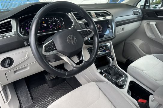 Volkswagen Tiguan Allspace Elegance 2.0 TSI 4Mot.  DSG