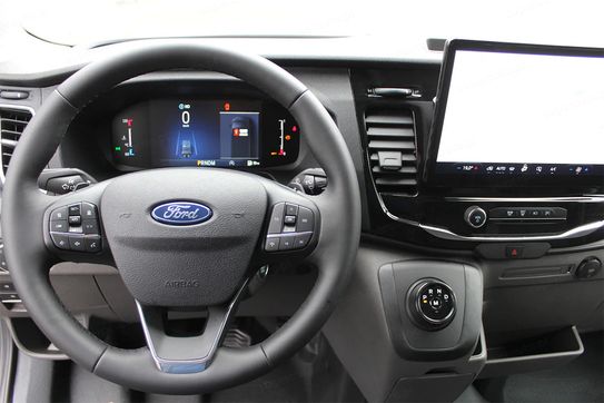 Ford Transit 350 L3H2 Limited A8