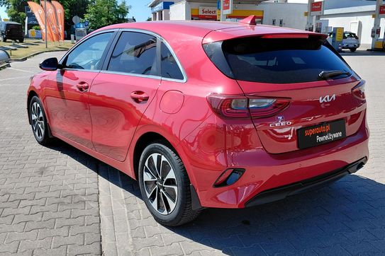 Kia Ceed 1.5 t-Gdi Tribute Dct