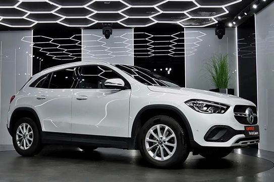 Mercedes GLA 200
