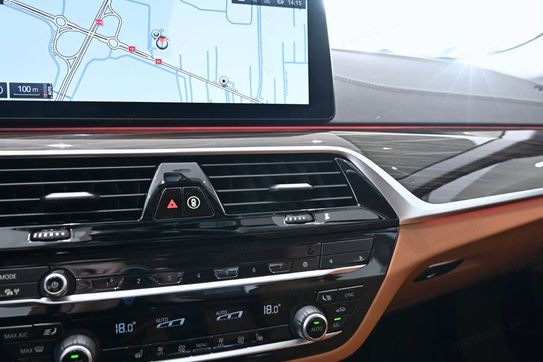 BMW Seria 5 540d xDrive mHEV Luxury Line sport-aut