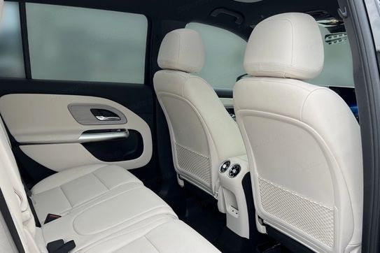 Mercedes GLB 220 4-Matic AMG Line