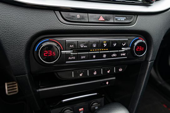 Kia ProCeed 1.6 T-GDI GT DCT