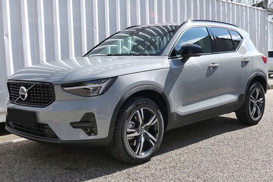 Volvo XC40 B3 Plus Dark