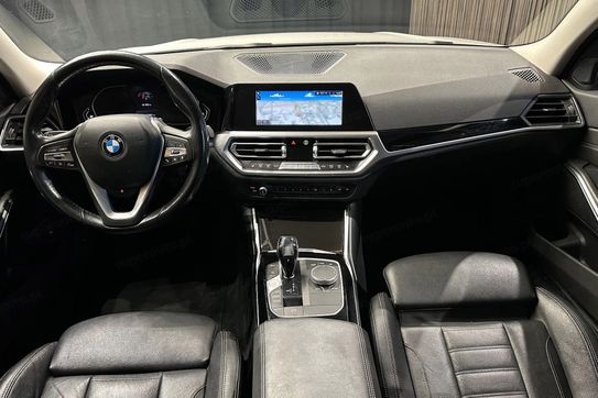 BMW Seria 3 320i GPF Sport Line aut