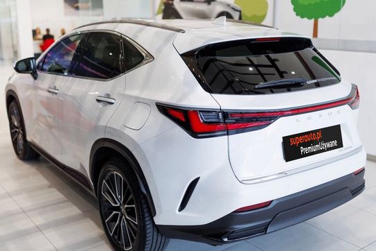 Lexus NX 450h Omotenashi AWD