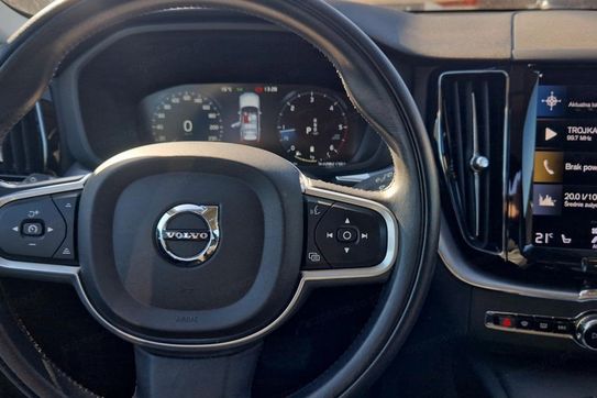 Volvo XC60 B4 D AWD Momentum Pro