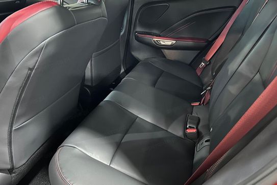 Lexus LBX Vibrant Edition 1.5 Hybrid