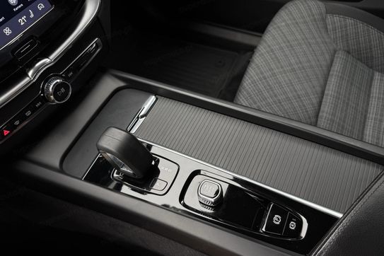 Volvo XC60 B5 B AWD Momentum Pro aut