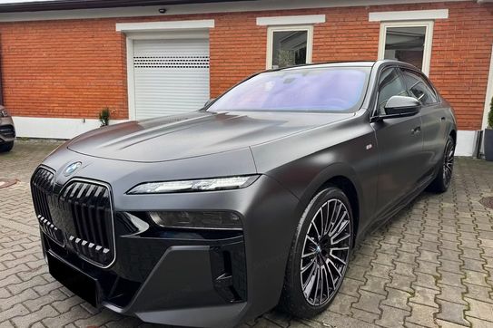 BMW Seria 7 740d xDrive M Sport