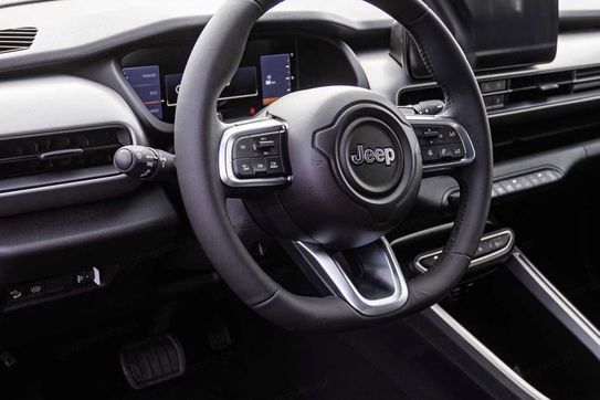 Jeep Avenger Upland 1.2 Hybrid 4xe