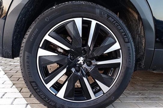 Peugeot 2008 1.2 PureTech GT EAT8