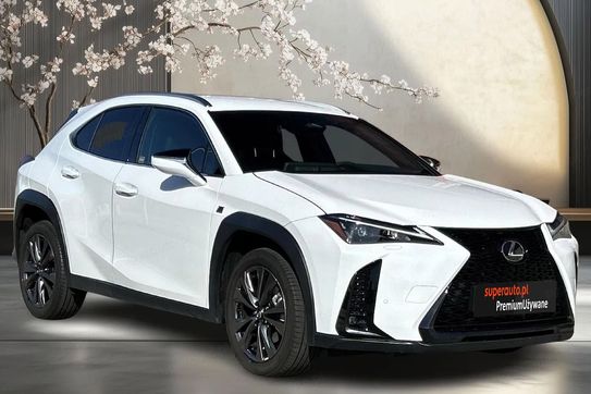 Lexus UX 300h F Sport Design