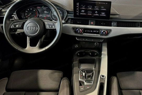 Audi A4 35 TFSI S tronic