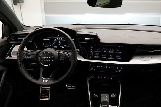 Audi A3 S3 TFSI quattro S tronic