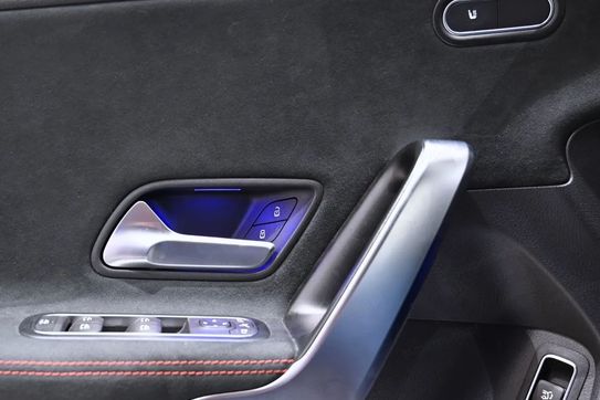 Mercedes CLA Shooting Brake 200 AMG Line